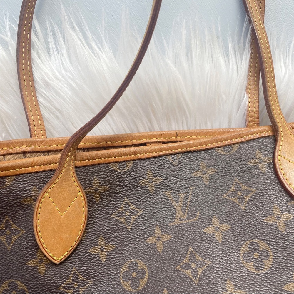 #Poshmark Louis Vuitton Neverfull Bag Authentic - Picture 7 of 16